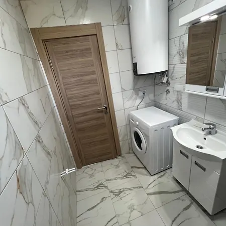 Dami Apartament