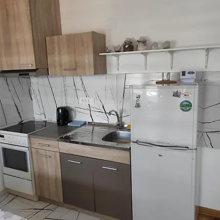 Dami Apartament Belgrad